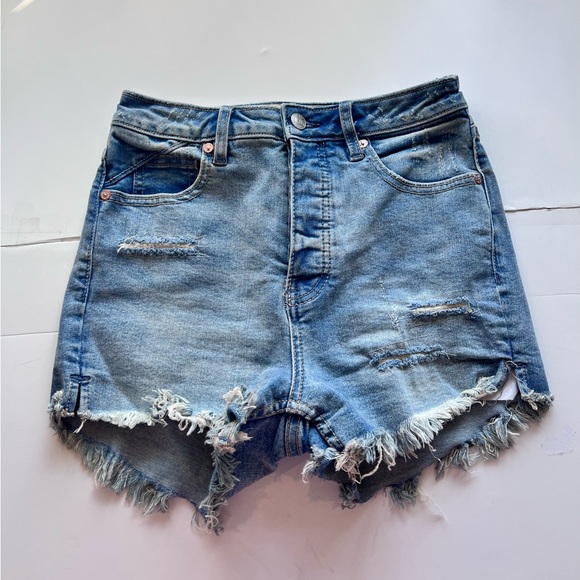 We The Free Blue Distressed Jean Shorts - Picture 1 of 5